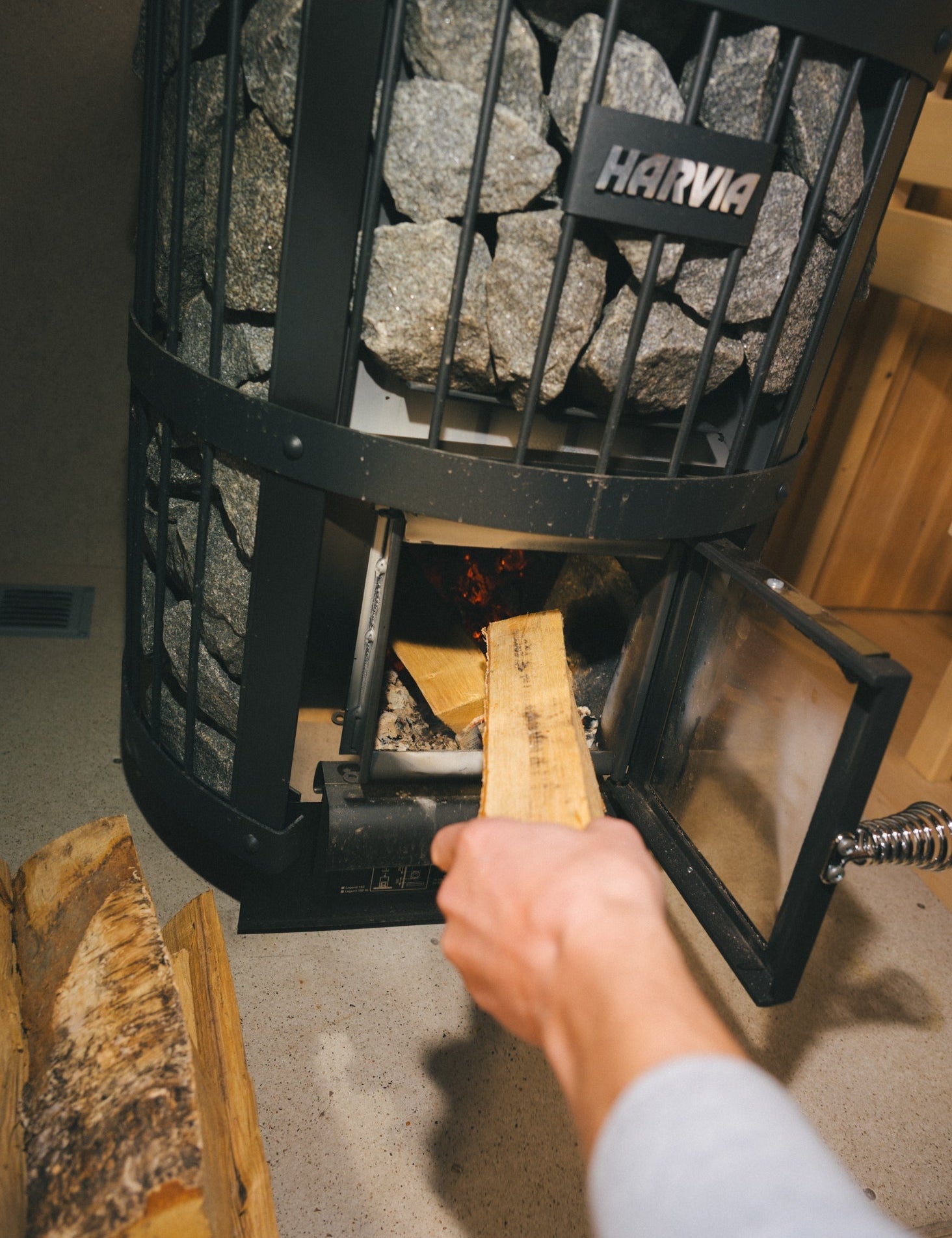 Basta och kallbada i Stockholm – En helande ritual hos The Sacred Sauna